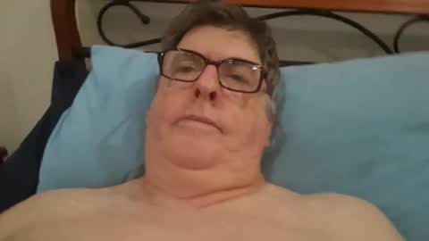 Desmon1958 online show from 04-07-26, 06:19