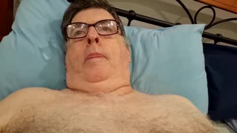 Desmon1958 online show from 04-13-26, 08:36