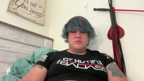 Dezmond online show from 11-22-25, 10:42