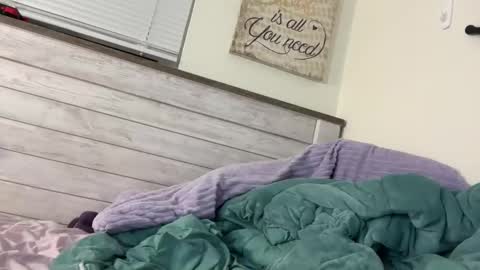 Dezmond online show from 11-24-25, 07:30