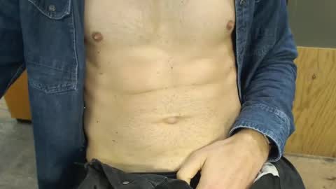 Snapshot of desperado3000 chatting on 10-27-25, 08:07 desperado3000 online show from 10-27-25, 08:07