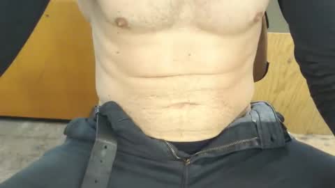 Snapshot of desperado3000 chatting on 11-17-25, 02:01 desperado3000 online show from 11-17-25, 02:01