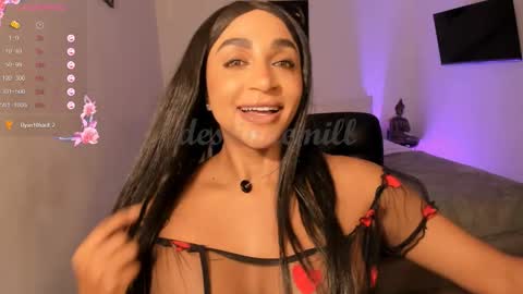 Destinne Mill online show from 11-28-25, 01:58