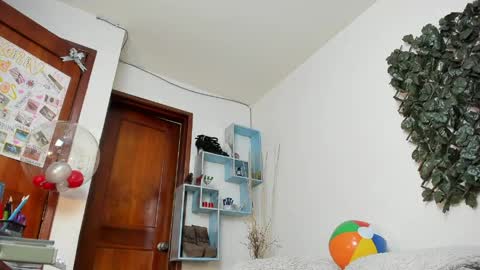 Destiny online show from 04-14-26, 12:22