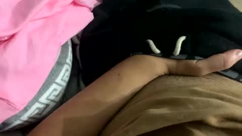 destrosandotelculo online show from 10-29-25, 01:08