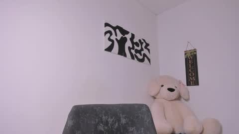 Snapshot of desty_y chatting on 02-20-26, 07:10 desty_y online show from 02-20-26, 07:10