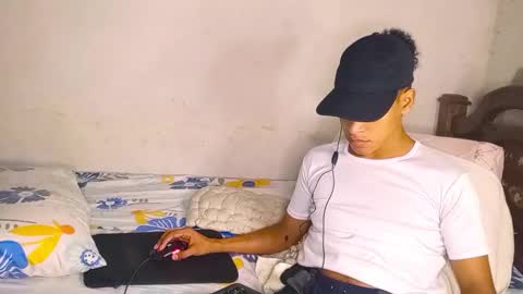 deus_steim online show from 12-04-25, 05:06