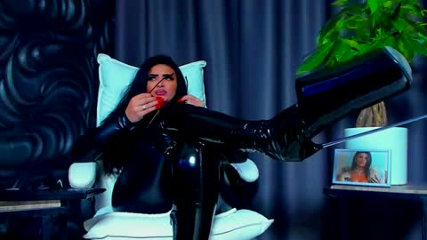 Devasha online show from 01-24-25, 02:39