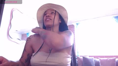 Snapshot of devi_black_13_ chatting on 02-09-26, 05:39 devi_black_13_ online show from 02-09-26, 05:39