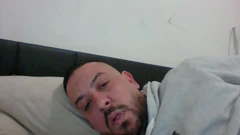 Snapshot of devil_angel66 chatting on 03-24-26, 09:20 devil_angel66 online show from 03-24-26, 09:20