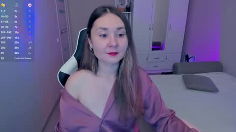 Snapshot of devil_mixie chatting on 11-29-25, 04:10 devil_mixie online show from 11-29-25, 04:10