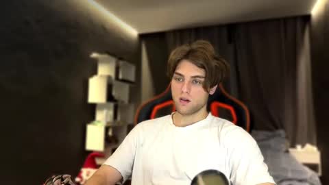 Snapshot of devilnut1 chatting on 11-09-25, 05:28 devilnut1 online show from 11-09-25, 05:28