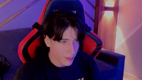 Alex online show from 11-16-25, 03:45