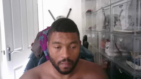 Snapshot of devilsden92 chatting on 10-22-25, 12:05 devilsden92 online show from 10-22-25, 12:05