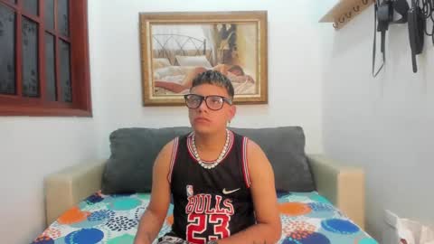 Devil online show from 10-19-25, 02:45