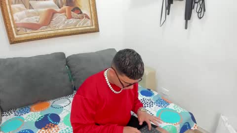 Devil online show from 10-21-25, 02:23