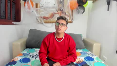 Devil online show from 10-30-25, 04:25