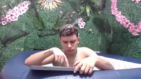 Devil online show from 11-01-25, 02:57