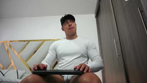 Devin Hunter online show from 10-18-25, 11:44