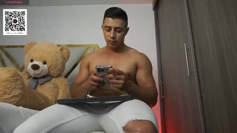 Devin Hunter online show from 11-24-25, 10:53