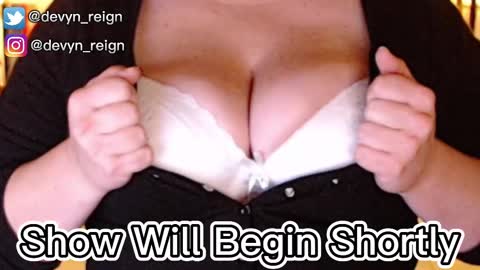 Devyn Reign online show from 03-08-25, 06:43