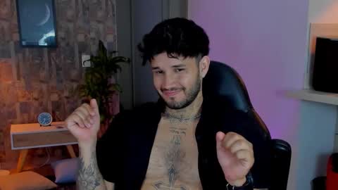 Snapshot of deymon_scott chatting on 01-19-26, 02:48 JULIAN online show from 01-19-26, 02:48