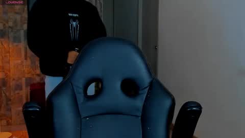 Snapshot of deymon_scott chatting on 02-13-26, 11:23 JULIAN online show from 02-13-26, 11:23