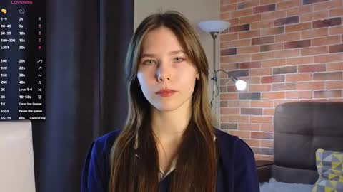 Kira online show from 09-28-25, 08:14