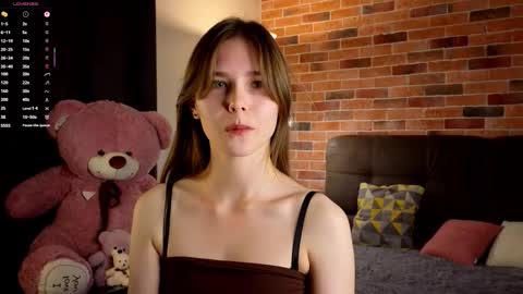 Kira online show from 10-06-25, 05:43