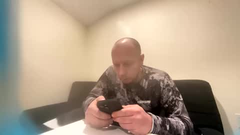 Snapshot of deznuts130 chatting on 02-01-25, 04:35 deznuts130 online show from 02-01-25, 04:35