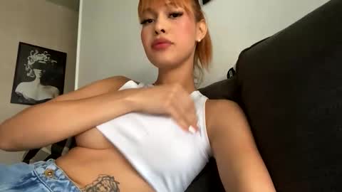 Dhalia online show from 10-13-25, 08:36