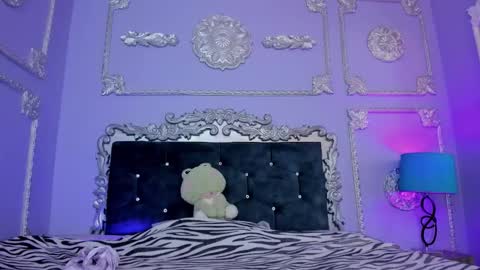 Dhalia online show from 02-13-26, 03:46