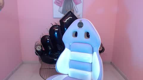 Snapshot of dhalton_x chatting on 02-15-26, 01:52 Dhalton online show from 02-15-26, 01:52