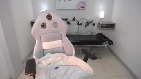 Snapshot of dhalton_x chatting on 03-01-26, 12:01 Dhalton online show from 03-01-26, 12:01