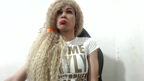 diabla_sexy22cm online show from 10-24-25, 08:00