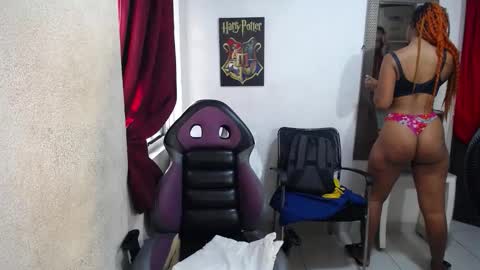 Snapshot of diabla_sexyboobs chatting on 02-07-26, 09:18 D I A B L A online show from 02-07-26, 09:18