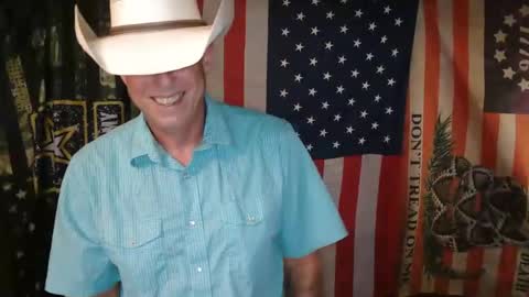 Snapshot of diabolic_yeti76 chatting on 10-17-25, 05:59 Yeti online show from 10-17-25, 05:59