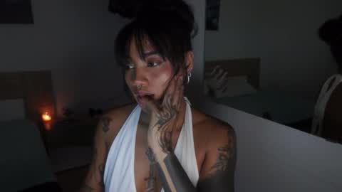 Melissa My schedule 10pm time Colombia online show from 10-27-25, 11:47