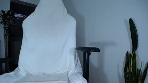 Snapshot of diamond_black00 chatting on 02-25-25, 10:39 MaSSimo online show from 02-25-25, 10:39