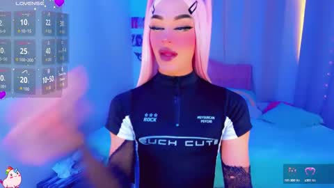 Snapshot of diamond_hott1 chatting on 10-15-25, 07:03 AmayaGirl online show from 10-15-25, 07:03