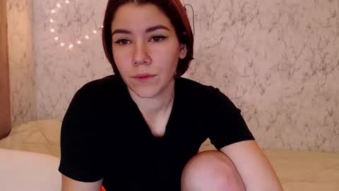 Snapshot of diamond_is chatting on 10-21-25, 06:36 diamond is online show from 10-21-25, 06:36