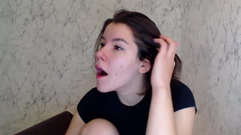 Snapshot of diamond_is chatting on 12-21-25, 05:36 diamond is online show from 12-21-25, 05:36