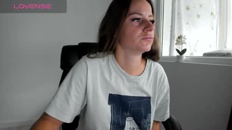 diamondkay_ online show from 10-04-25, 07:28