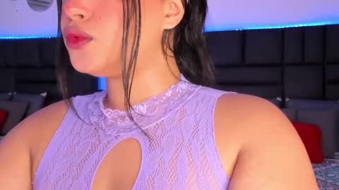 Diana Tamayo online show from 09-15-25, 03:23