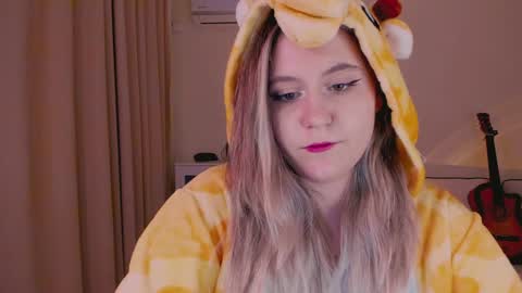 Snapshot of diana_floweri chatting on 12-02-24, 12:40 Diana online show from 12-02-24, 12:40