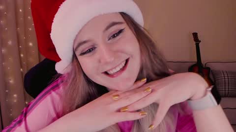 Snapshot of diana_floweri chatting on 12-16-24, 09:14 Diana online show from 12-16-24, 09:14