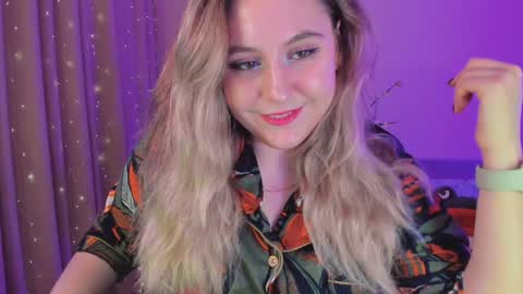 Snapshot of diana_floweri chatting on 01-16-25, 10:10 Diana online show from 01-16-25, 10:10