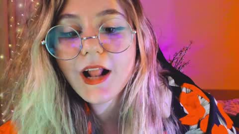 Snapshot of diana_floweri chatting on 01-27-25, 03:28 Diana online show from 01-27-25, 03:28