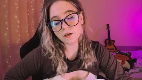 Snapshot of diana_floweri chatting on 02-10-25, 10:20 Diana online show from 02-10-25, 10:20
