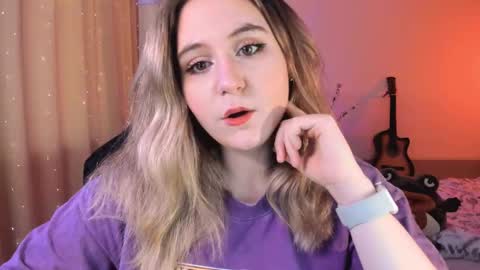 Snapshot of diana_floweri chatting on 02-21-25, 10:07 Diana online show from 02-21-25, 10:07